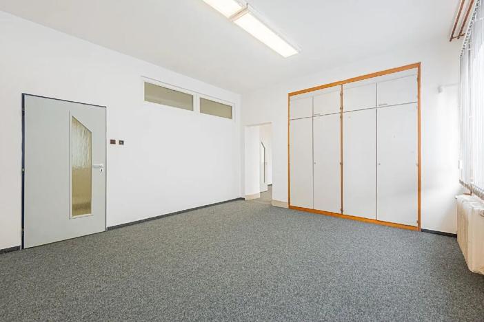 Pronájem kanceláře, Pardubice, Fáblovka, 216 m2