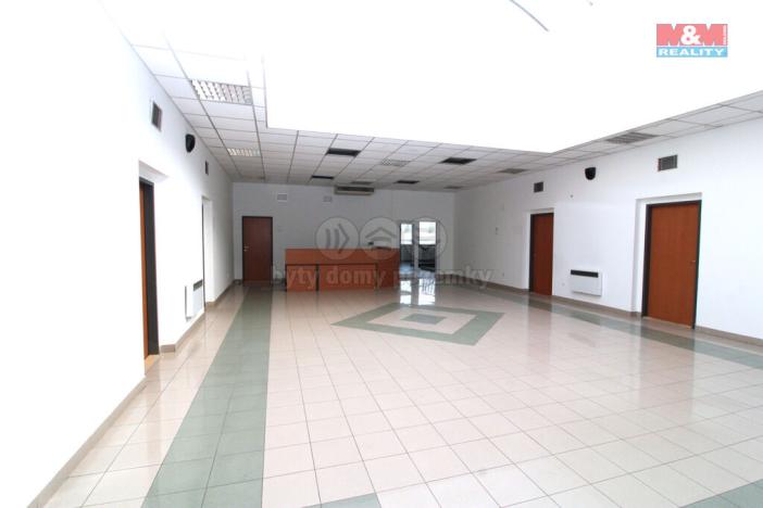 Pronájem kanceláře, Praha - Strašnice, Pod kapličkou, 695 m2
