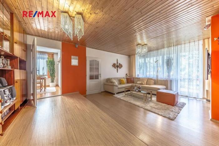 Prodej rodinného domu, Praha - Dolní Počernice, Novozámecká, 231 m2