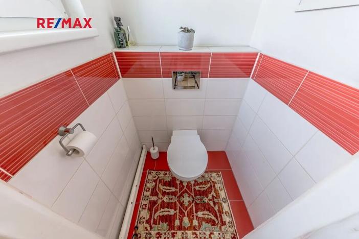 Prodej rodinného domu, Praha - Dolní Počernice, Novozámecká, 231 m2