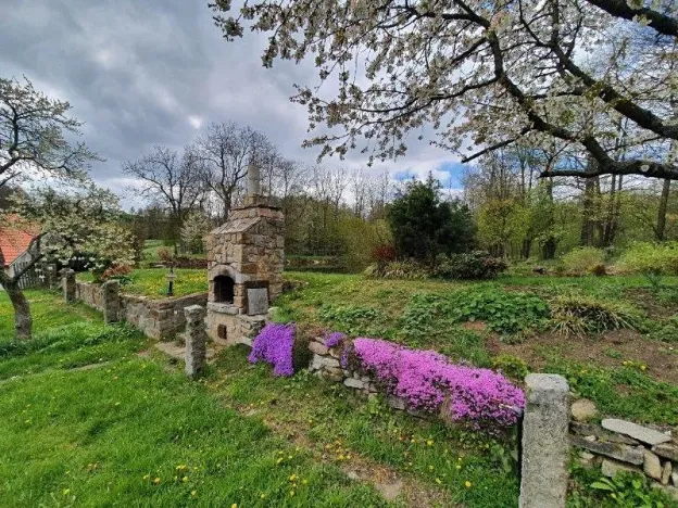 Prodej rodinného domu, Řásná, 300 m2