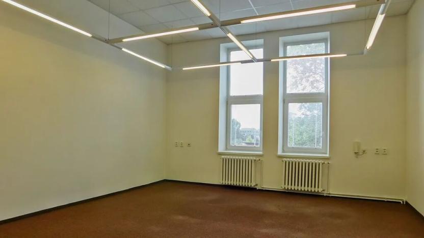 Pronájem kanceláře, Frýdek-Místek, Nádražní, 28 m2