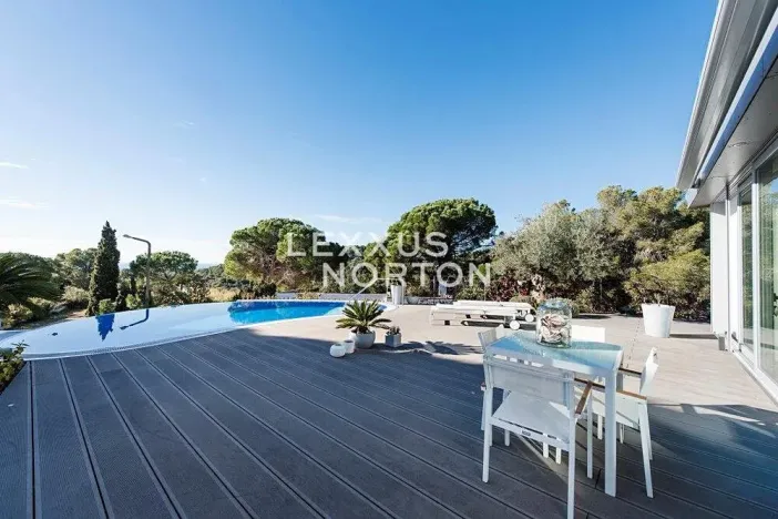 Prodej vily, Tossa de Mar, Španělsko, 250 m2