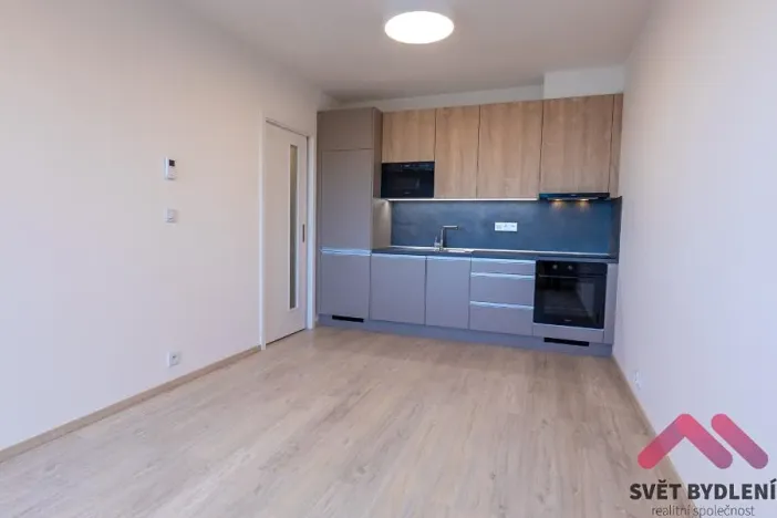 Pronájem bytu 2+kk, Praha - Řepy, Laudova, 44 m2