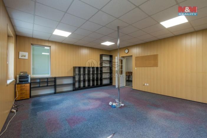 Pronájem skladu, Třanovice, 550 m2