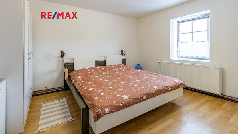 Prodej rodinného domu, Žandov, 296 m2