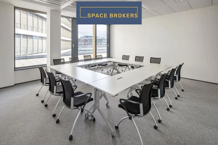 Pronájem kanceláře, Praha - Nusle, Pikrtova, 825 m2