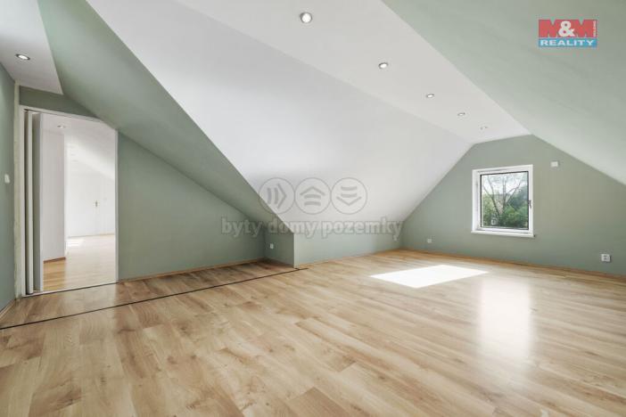 Prodej rodinného domu, Tuklaty, Akátová, 210 m2