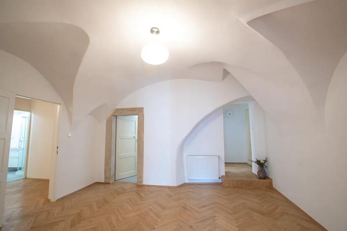 Prodej bytu 2+1, Praha - Hradčany, Úvoz, 1267 m2