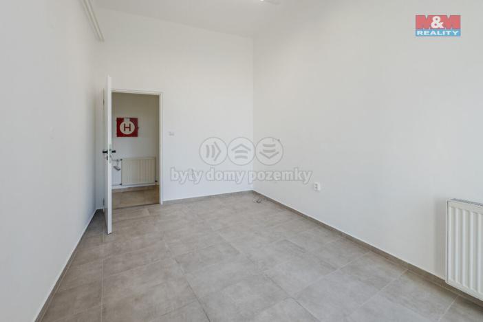 Pronájem kanceláře, Orlová, Osvobození, 30 m2