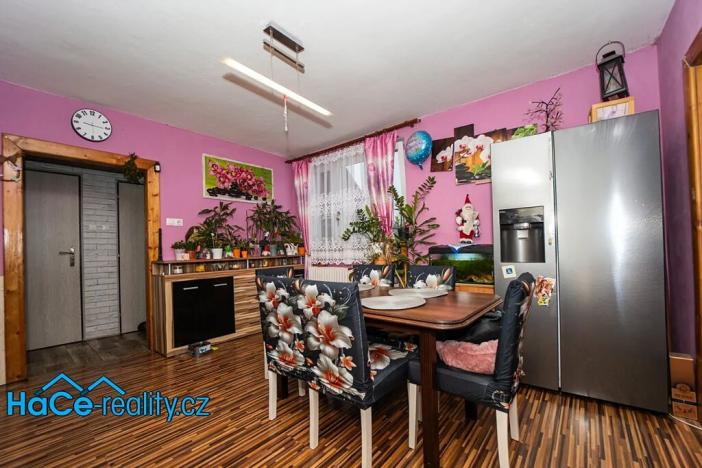 Prodej rodinného domu, Nový Ples, 320 m2