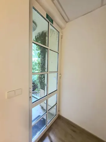 Pronájem kanceláře, Praha - Jinonice, Klikatá, 135 m2