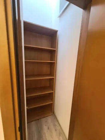 Pronájem kanceláře, Praha - Jinonice, Klikatá, 135 m2