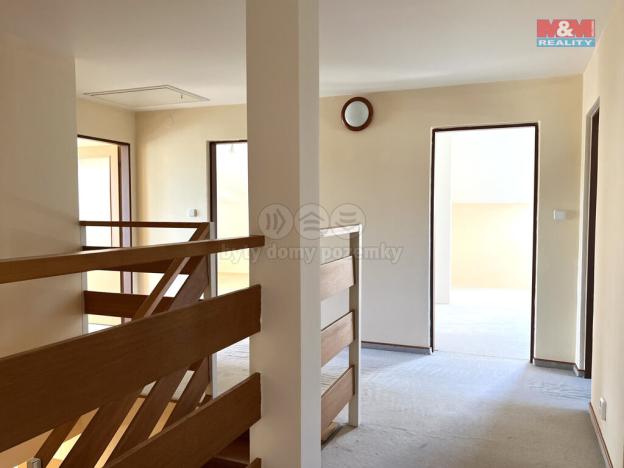 Prodej rodinného domu, Panenské Břežany, Vilová, 200 m2