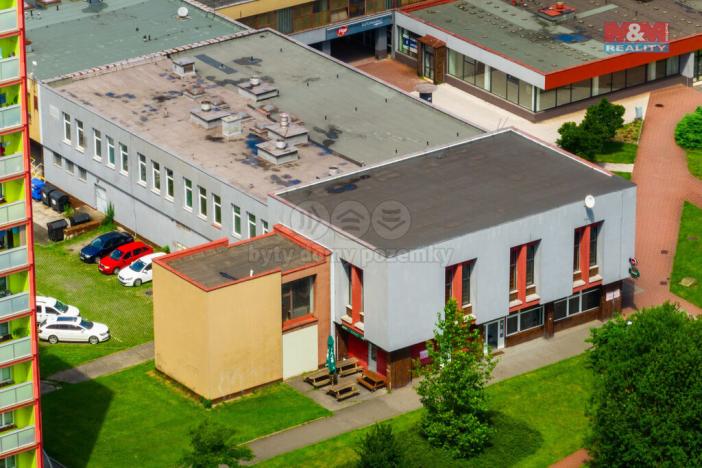 Prodej obchodního prostoru, Český Těšín, Kysucká, 1500 m2