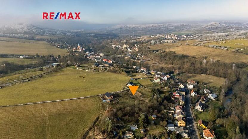 Prodej pozemku pro bydlení, Horní Police, 2413 m2