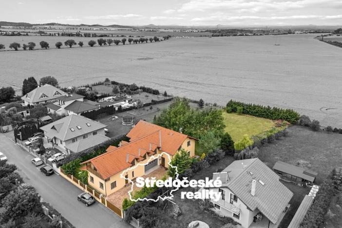 Prodej rodinného domu, Bašť, Do Polí, 290 m2