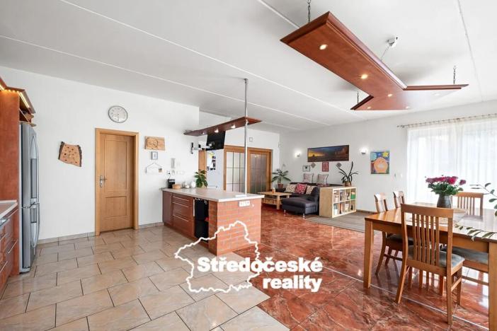 Prodej rodinného domu, Bašť, Do Polí, 290 m2