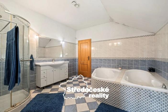 Prodej rodinného domu, Bašť, Do Polí, 290 m2