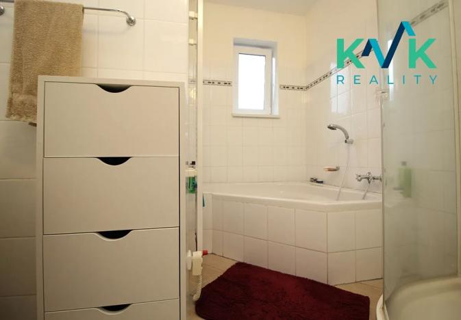 Prodej rodinného domu, Tři Sekery, 240 m2