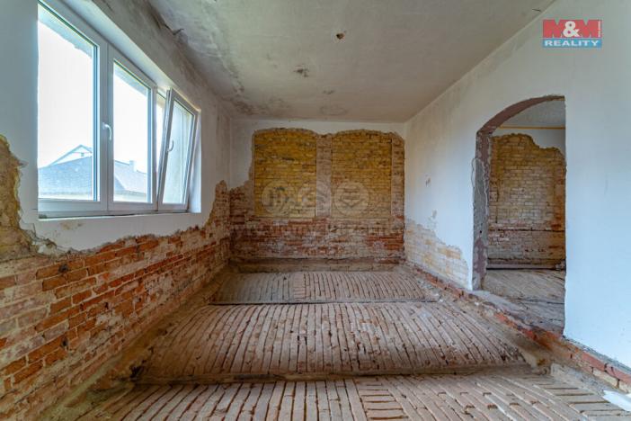 Prodej rodinného domu, Plesná, 5. května, 199 m2