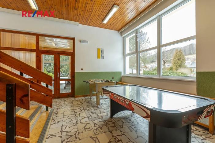 Prodej ubytování, Lipová-lázně, 1970 m2