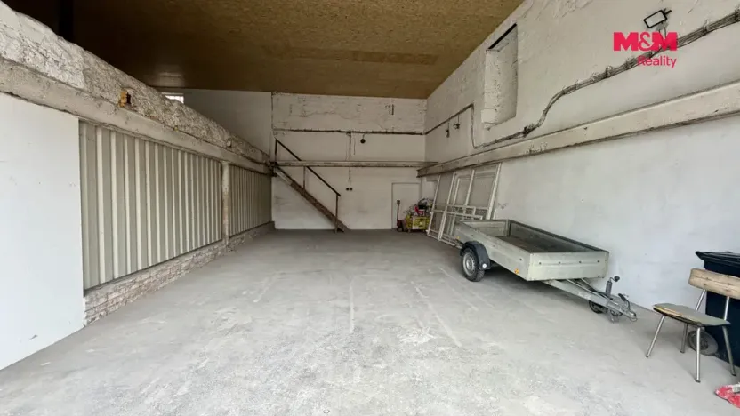 Pronájem skladu, Louny, Říční, 204 m2