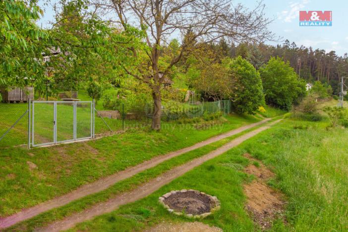 Prodej zahrady, Ptení, 623 m2