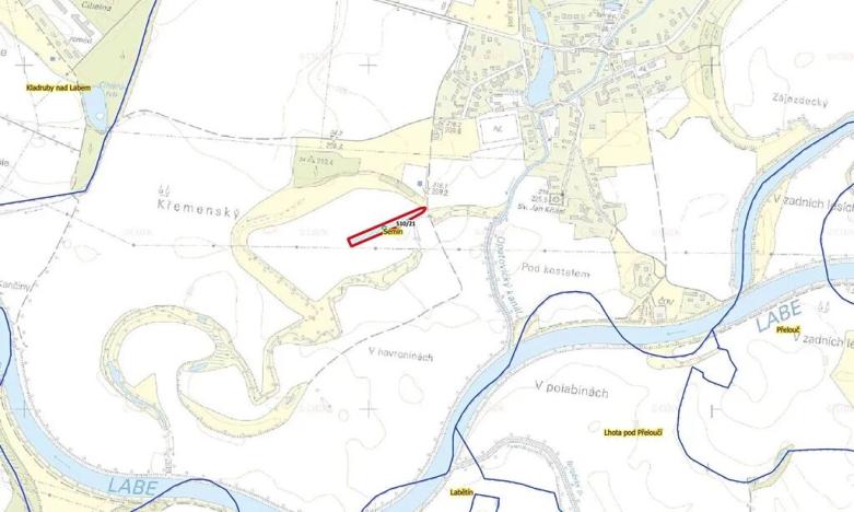 Prodej podílu pole, Semín, 2539 m2