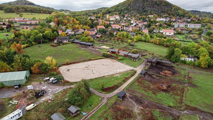 Prodej pozemku, Třebušín, 127000 m2