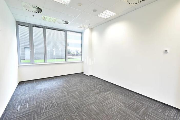 Pronájem kanceláře, Praha - Stodůlky, Bucharova, 659 m2