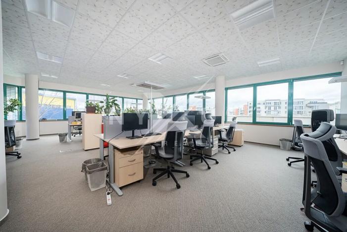 Pronájem kanceláře, Praha - Stodůlky, Jeremiášova, 741 m2