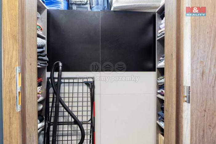 Prodej bytu 3+kk, Průhonice, Na Sídlišti III, 67 m2