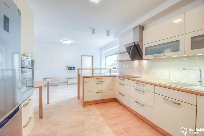 Prodej bytu 3+kk, Olomouc, Jarmily Glazarové, 123 m2