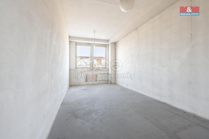 Prodej výrobních prostor, Kladno, Buštěhradská, 2602 m2