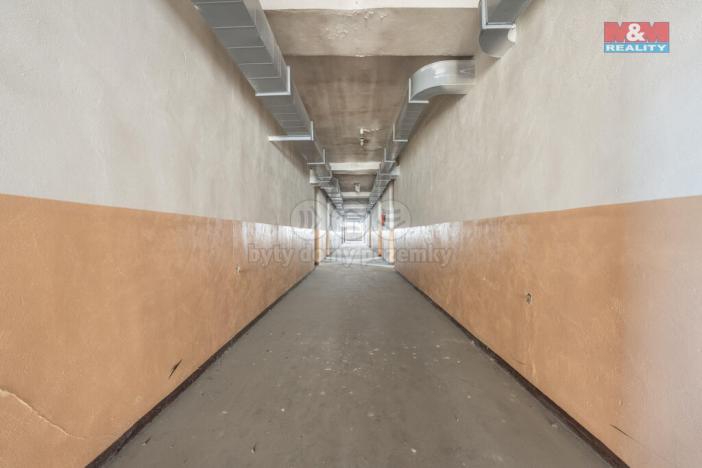 Prodej výrobních prostor, Kladno, Buštěhradská, 2602 m2
