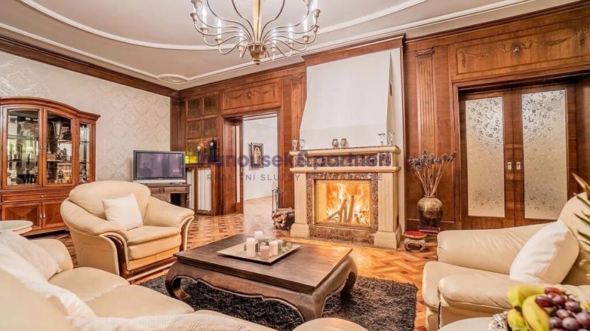 Prodej rodinného domu, Skuhrov nad Bělou, 658 m2