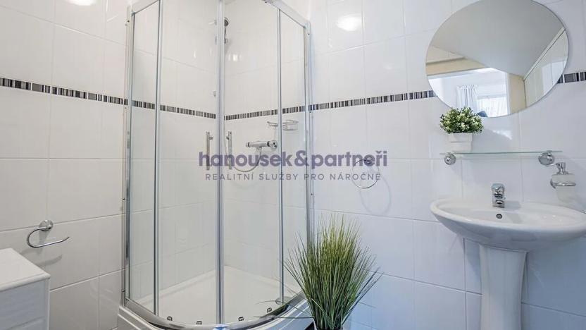 Prodej vily, Skuhrov nad Bělou, 658 m2