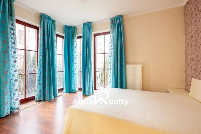 Prodej bytu 3+1, Karlovy Vary, Zámecký vrch, 99 m2