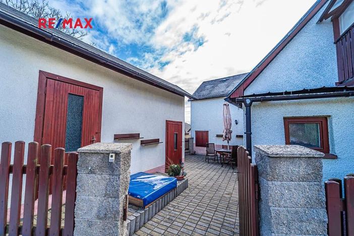 Prodej rodinného domu, Skořice, 192 m2