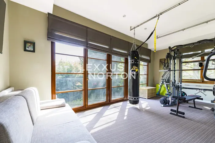 Prodej vily, Unhošť, Unhošťská, 320 m2