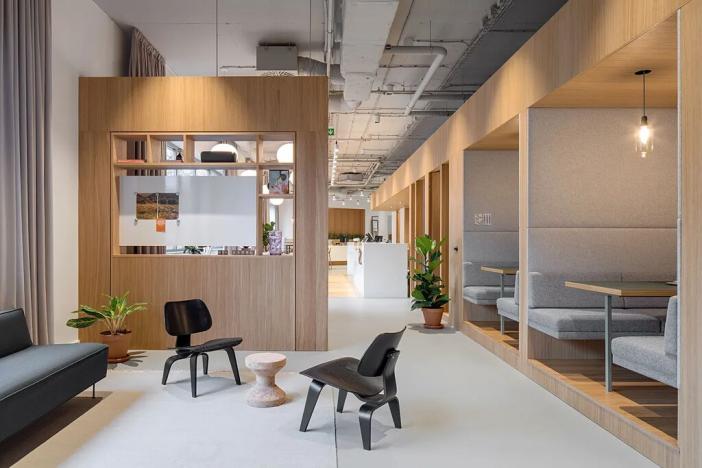 Pronájem kanceláře, Praha - Karlín, Karolinská, 50 m2