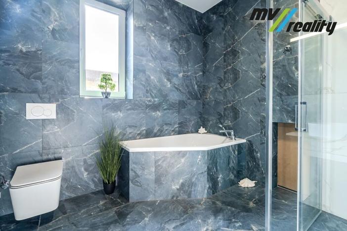 Prodej rodinného domu, Chrášťany, 196 m2