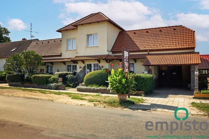 Prodej ubytování, Štítary, 327 m2