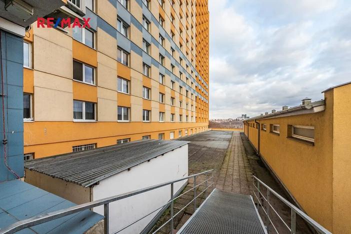 Prodej garážového stání, Praha - Krč, Štúrova, 12 m2