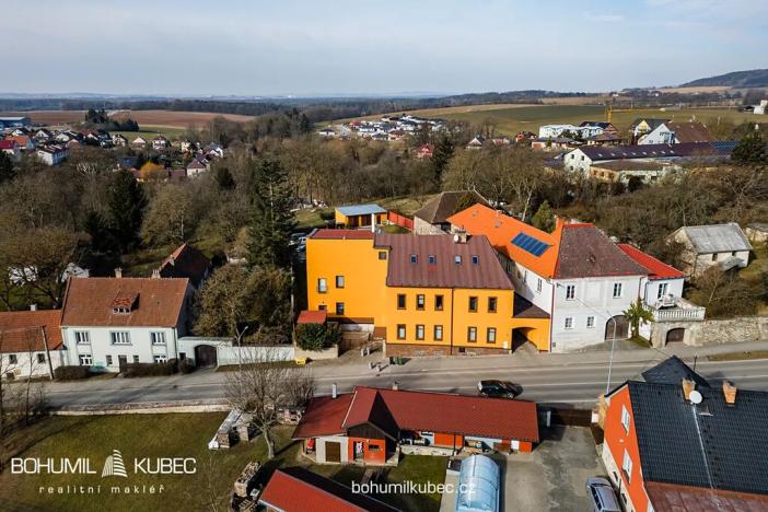 Prodej činžovního domu, Chýnov, Bílkova, 762 m2