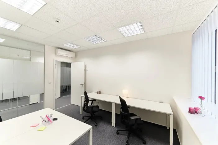 Pronájem kanceláře, Praha - Holešovice, Dělnická, 30 m2