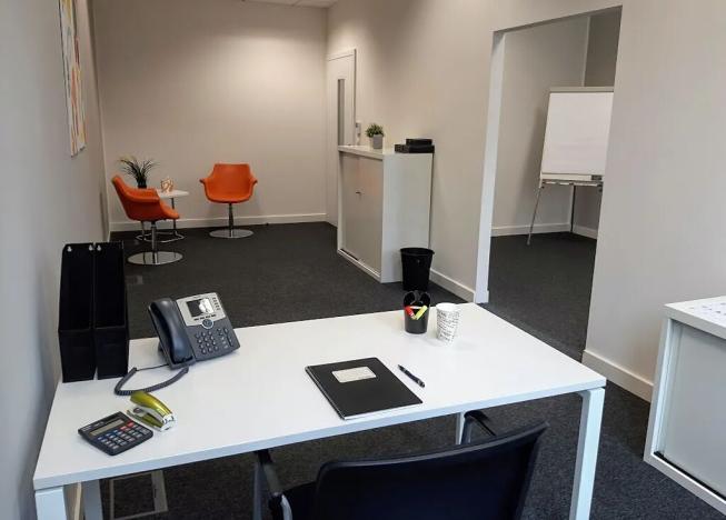 Pronájem kanceláře, Praha - Karlín, Rohanské nábřeží, 30 m2