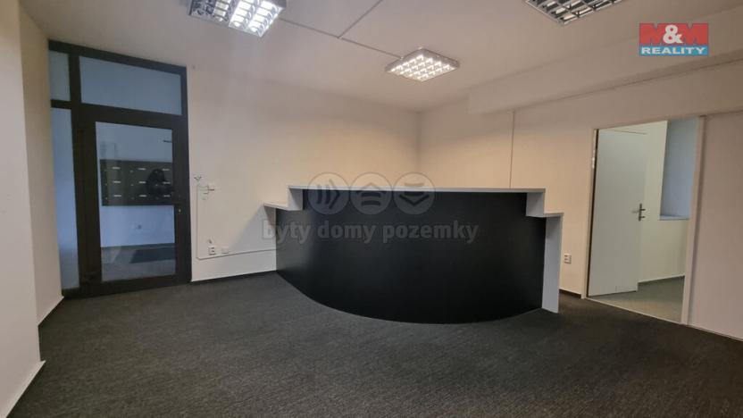 Pronájem kanceláře, Český Těšín, Ostravská, 271 m2
