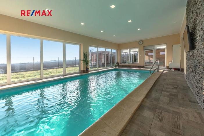 Prodej rodinného domu, Líbeznice, Nedvědova, 320 m2